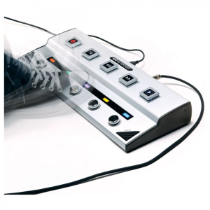 Apogee GiO USB Guitar Interface and Foot Controller for Mac