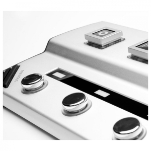 Apogee GiO USB Guitar Interface and Foot Controller for Mac