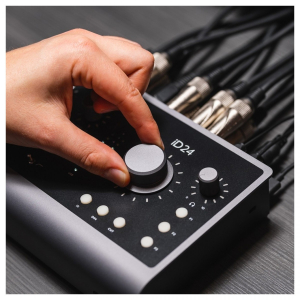 Audient iD24 Audio Interface