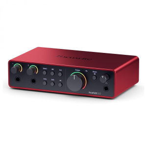 Focusrite Scarlett 2i2 Studio 4th Gen Recording Pack