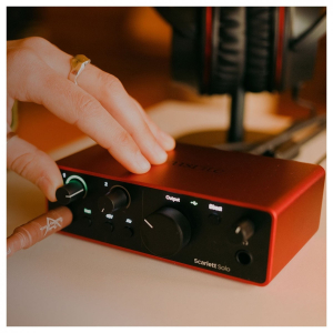 Focusrite Scarlett Solo 4th Gen Audio Interface