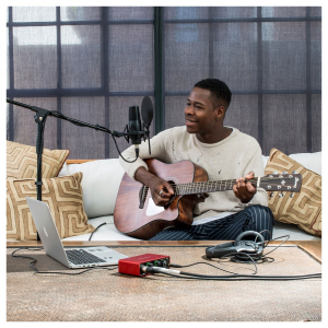 Rode NT1 Signature with Focusrite Scarlett Solo (3rd Gen)