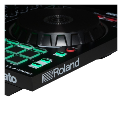 Roland DJ-202 DJ Controller with Bag