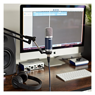 Universal Audio Volt 1 Vocal Recording Pack