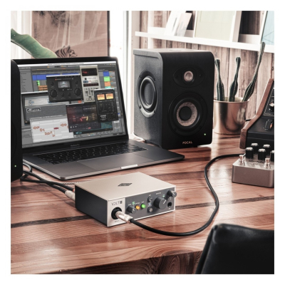 Universal Audio Volt 1 Vocalist Starter Pack
