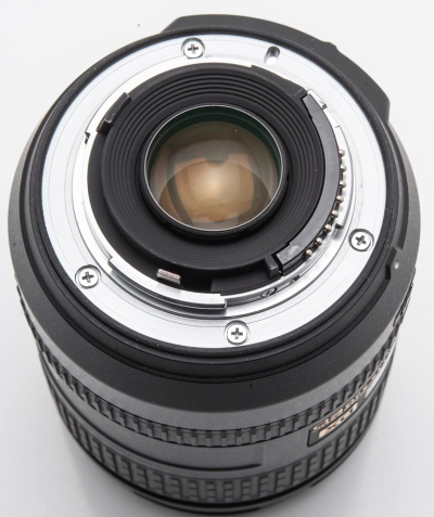 Nikon 16 – 85 mm f/3.5 – 5.6 G ED VR AF-S DX Nikkor Lens for Nikon (Focal Length 24 – 128 mm, Opening F/3.5, Optical Image Stabilizer, Diameter: 67 mm) Black