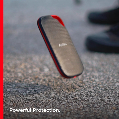 SanDisk Extreme PRO Portable SSD with USB4 4TB, (Up to 3800 MB/s read speed, up to 3700MB/s write speed, Powerful NVMe Solid State Performance, 40Gbps) Black