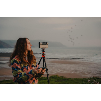 Dwarf 3 Smart Telescope - Book-sized Portable Astrophotography Camera, Capture Astronomy/Wildlife/Panorama, AZ/EQ Mode, Built-in Processing, 4K Auto-Tracking, Ultra-Light 3lb,...