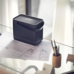 Bang & Olufsen Beolit 20 – Portable Bluetooth Speaker with Wireless Charging, Loud 360 Degree Sound, Bluetooth Home and Outdoor Speaker, Qi Phone Charger Pad - Black Anthracite