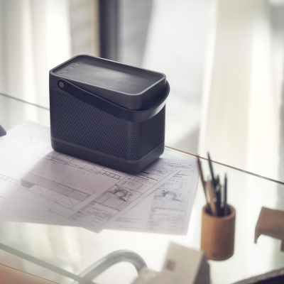Bang & Olufsen Beolit 20 – Portable Bluetooth Speaker with Wireless Charging, Loud 360 Degree Sound, Bluetooth Home and Outdoor Speaker, Qi Phone Charger Pad - Black Anthracite