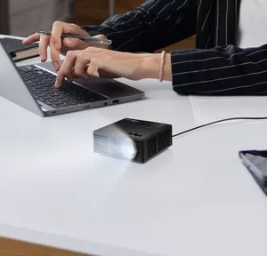 Optoma ML750i LED Projector