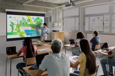 Optoma ZK551 Projector
