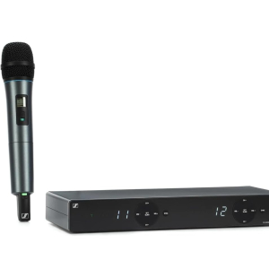 Sennheiser XSW 1-825 DUAL-E 2-Channel Wireless Microphone System for Singers & Presenters | Evolution Mic Capsules, Integrated Antennas & up to 10 Compatible Channels (508267)