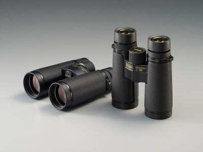 Nikon Monarch HG 10 x 42 Binoculars (131 mm, 56 mm, 680 g) Black