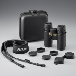 Nikon Monarch HG 10 x 42 Binoculars (131 mm, 56 mm, 680 g) Black